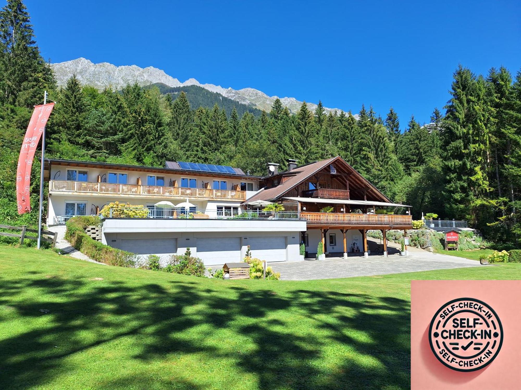 Sweet Cherry - Boutique & Guesthouse Tyrol Innsbruck Exterior photo